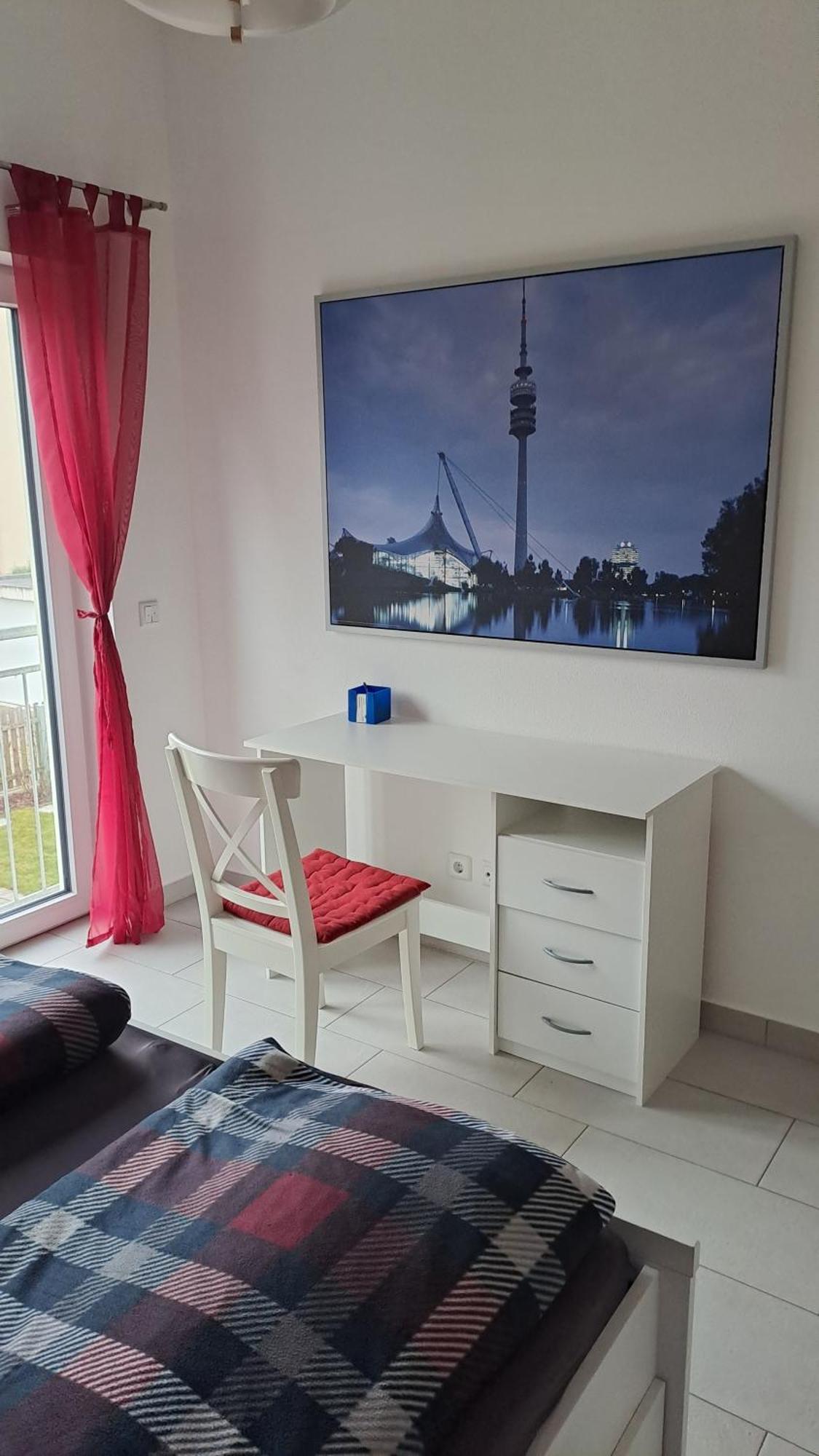 Sehr Schoene Ferienwohnung In Ebersberg Bei Muenchen Eksteriør bilde